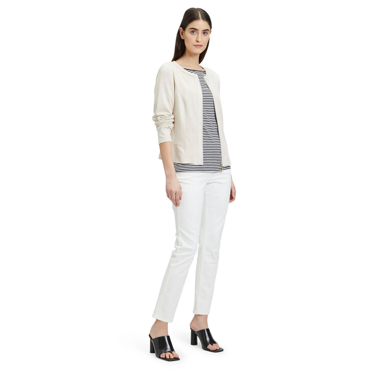 Betty Barclay Damen Velours Jacke Powder Sand 5 Betty Barclay Damen Velours Jacke Powder Sand – Bild 5