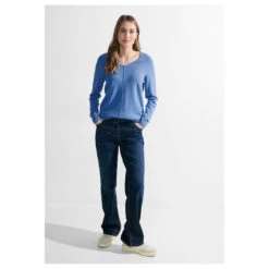 Cecil Damen Pullover Cosy Mix Rounded V-Neck Water Blue Melange 8 Cecil Damen Pullover Cosy Mix Rounded V-Neck Water Blue Melange -Modezauber Günstiges Geschäft cecil cosy rounded v neck pullover blau 15553 model