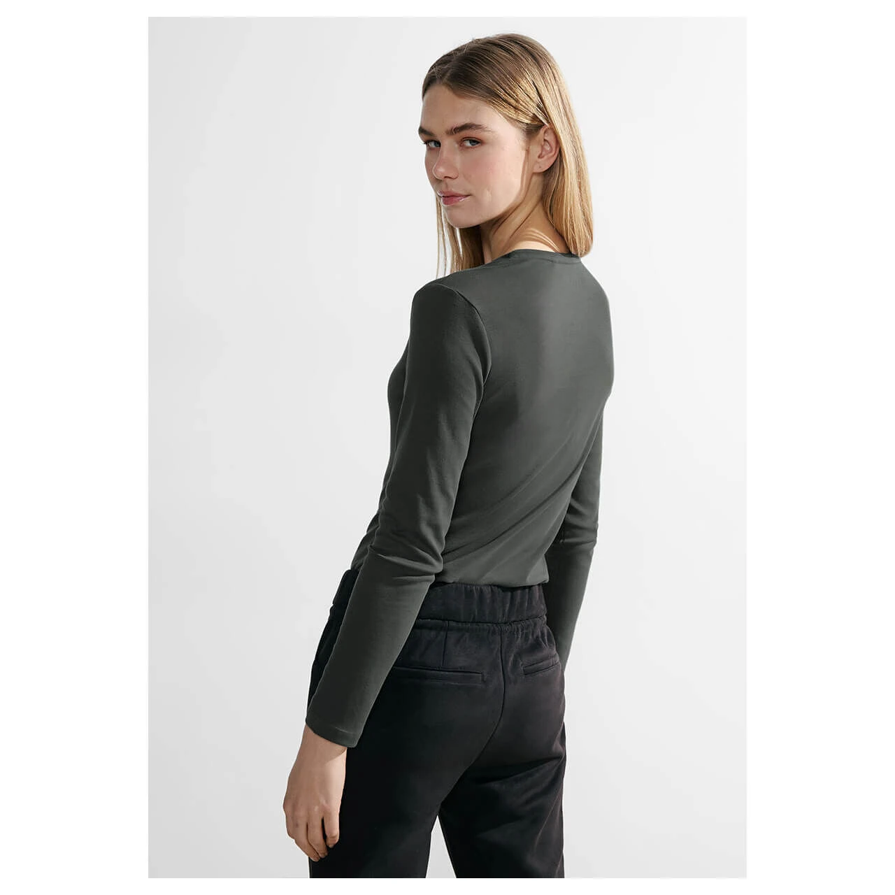 Cecil Damen Langarm Shirt Pia Strong Khaki 3 Cecil Damen Langarm Shirt Pia Strong Khaki – Bild 3