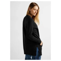 Cecil Damen Pullover Rounded V-Neck Black 7 Cecil Damen Pullover Rounded V-Neck Black -Modezauber Günstiges Geschäft cecil pullover v neck schwarz 10001 model seite