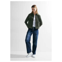 Cecil Damen Shirtjacke Dynamic Khaki 9 Cecil Damen Shirtjacke Dynamic Khaki -Modezauber Günstiges Geschäft cecil short shirt jacket gruen 15612 model