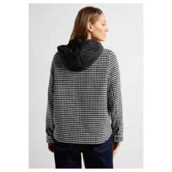 Cecil Damen Jacke Vichy With Hoody Black -Modezauber Günstiges Geschäft cecil vichy overshirt with hoody schwarz 20001 model hinten