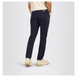MAC Arne Baumwollhose Nautic Blue Structure 10 MAC Arne Baumwollhose Nautic Blue Structure -Modezauber Günstiges Geschäft mac jeans arne blau 196 model hinten