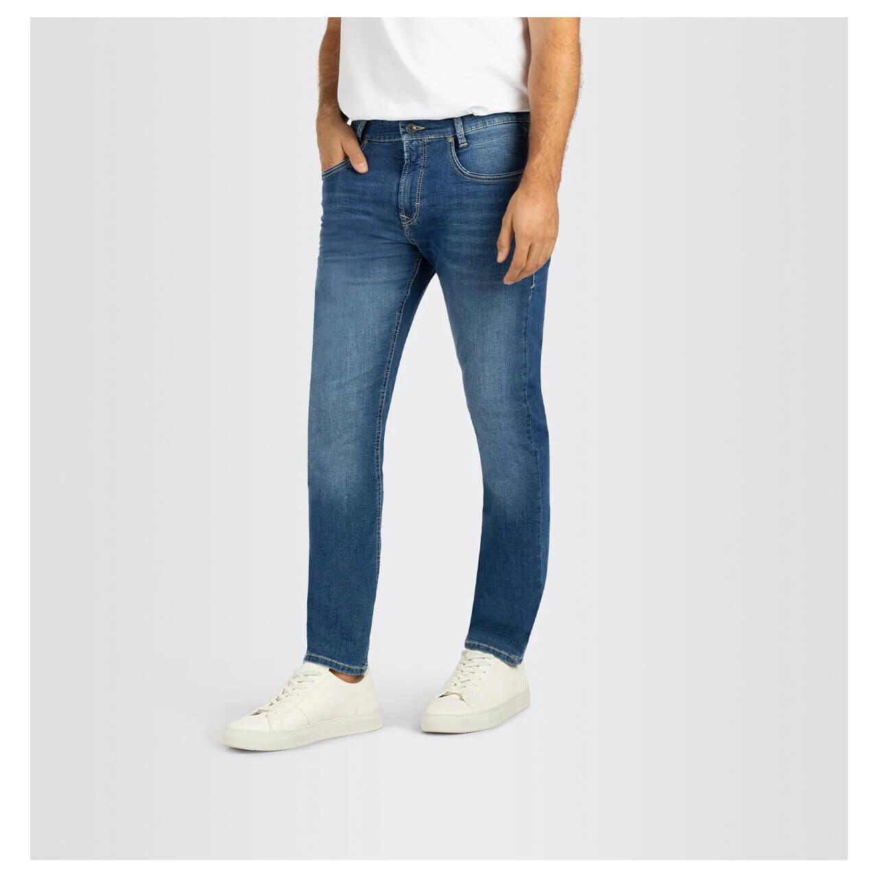 MAC Arne Pipe Jeans Midblue Authentic Used 3 MAC Arne Pipe Jeans Midblue Authentic Used – Bild 3