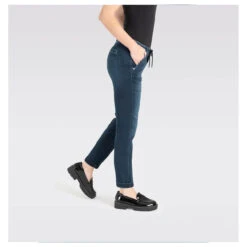 MAC Jogn Chino 7/8 Jeans New Basic Wash 16 MAC Jogn Chino 7/8 Jeans New Basic Wash -Modezauber Günstiges Geschäft mac jeans jog n chino new basic wash d845 model seite