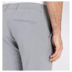 MAC Lennox Chinohose Silver Pattern -Modezauber Günstiges Geschäft mac jeans lennox grau 051 model detail