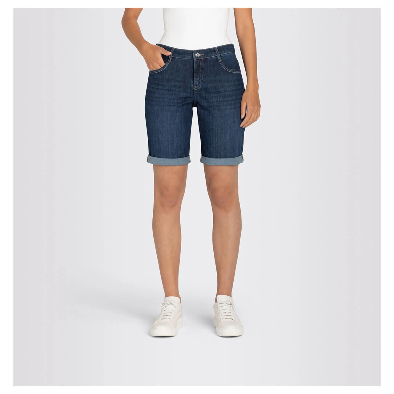 MAC Shorty Jeans New Basic Wash Summer Clean 6 MAC Shorty Jeans New Basic Wash Summer Clean – Bild 6