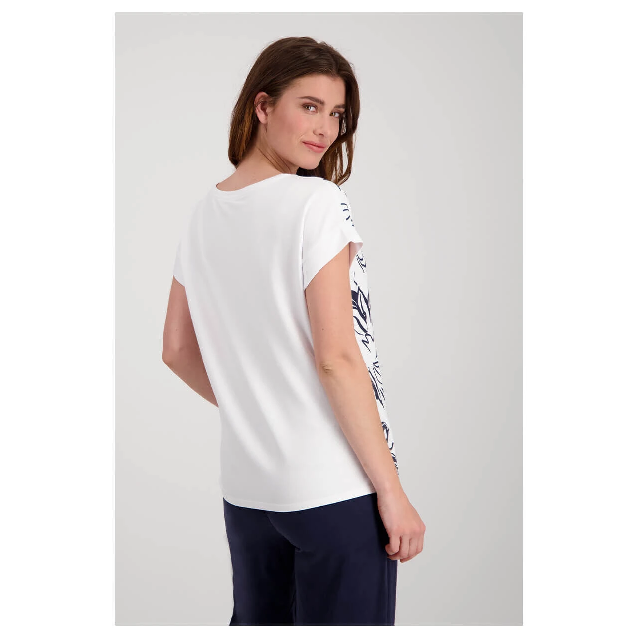 Monari Damen T-Shirt White Black Flowers 4 Monari Damen T-Shirt White Black Flowers – Bild 4