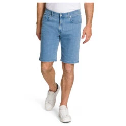 Pioneer Finn Jeans Bermuda Megaflex Sky Blue -Modezauber Günstiges Geschäft pioneer jeans finn megaflex shorts blau 6851 ansicht model