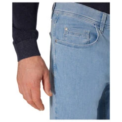 Pioneer Rando Jeans Megaflex Light Blue Washed -Modezauber Günstiges Geschäft pioneer jeans rando megaflex blau 6841 model detail vorne