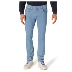 Pioneer Rando Jeans Megaflex Light Blue Washed -Modezauber Günstiges Geschäft pioneer jeans rando megaflex blau 6841 model vorne