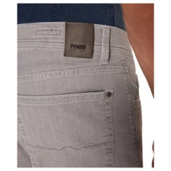 Pioneer Rando Jeans Megaflex Light Grey Stonewash -Modezauber Günstiges Geschäft pioneer jeans randomegaflex grau 9841 model detail