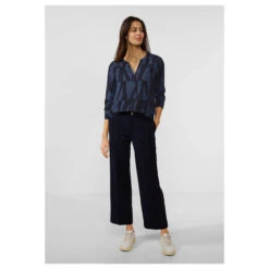 Street One Bamika Damen Langarm Bluse Deep Blue Printed Graphic Print -Modezauber Günstiges Geschäft street one bamika grafic print bluse blau 21238 front