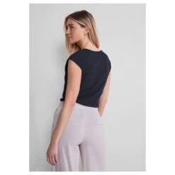 Street One Damen T-Shirt Ada Deep Blue -Modezauber Günstiges Geschäft street one heart shape style ada v shirt blau 11238 model hinten 28129