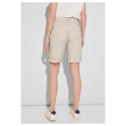 Street One Yulius Baumwoll Bermuda Clean Sand 11 Street One Yulius Baumwoll Bermuda Clean Sand -Modezauber Günstiges Geschäft street one jeans yulius bermuda beige 15526 model hinten