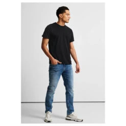 Street One Men Raw Edge Slub T-Shirt Black 8 Street One Men Raw Edge Slub T-Shirt Black -Modezauber Günstiges Geschäft street one t shirt raw edge slub schwarz 10001 ansicht model vorn