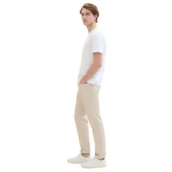 Tom Tailor Baumwollhose Light Cashew Beige 16 Tom Tailor Baumwollhose Light Cashew Beige -Modezauber Günstiges Geschäft tom tailor jeans regular performance pants beige 10336 model seite