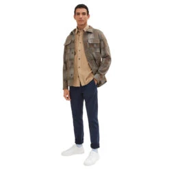Tom Tailor Travis Chinohose Dark Ocean Blue 15 Tom Tailor Travis Chinohose Dark Ocean Blue -Modezauber Günstiges Geschäft tom tailor jeans slim chino blau 10668 ansicht model jacke